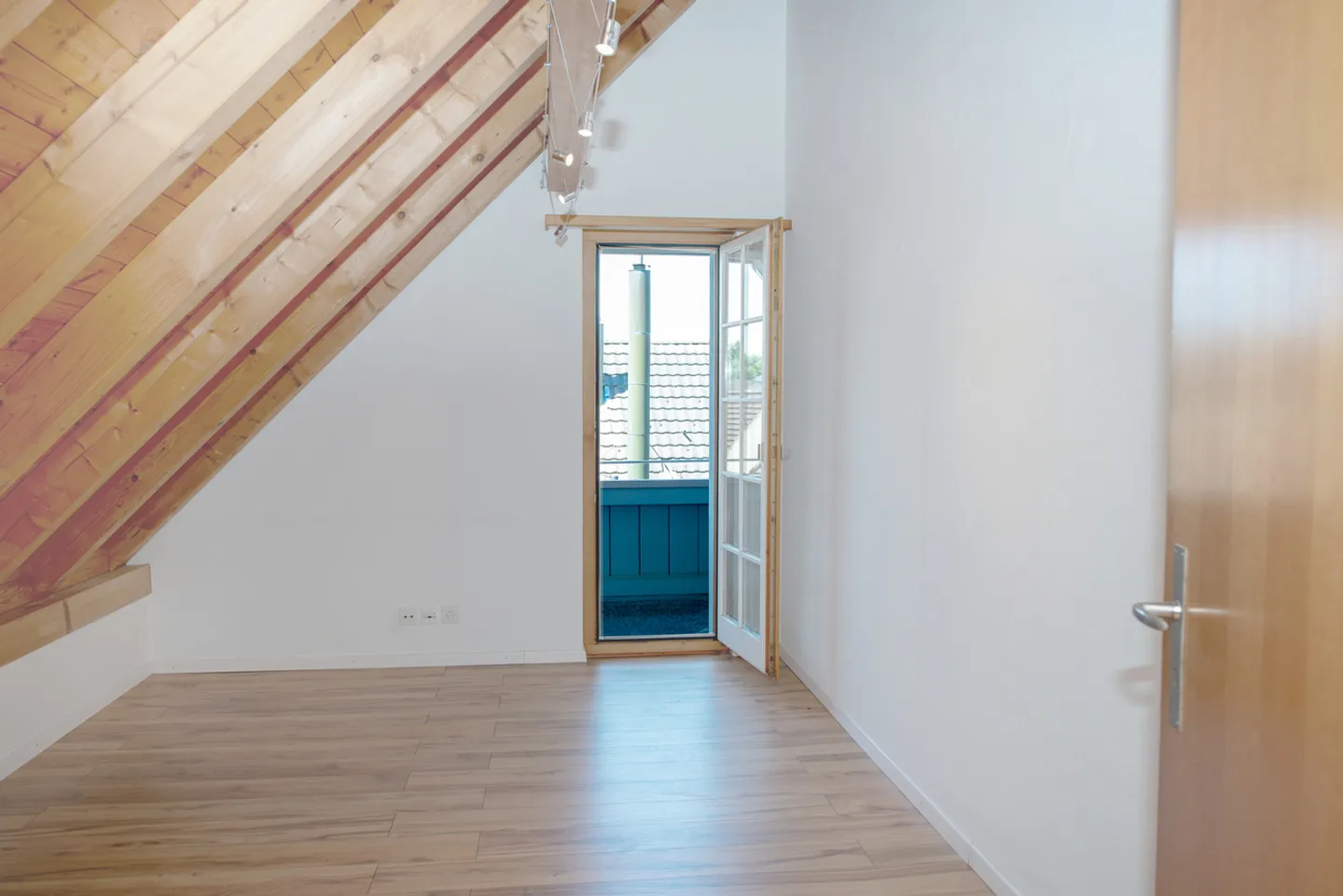 Charming Attic Apartment in the Village Center - Photo 10 of 14
