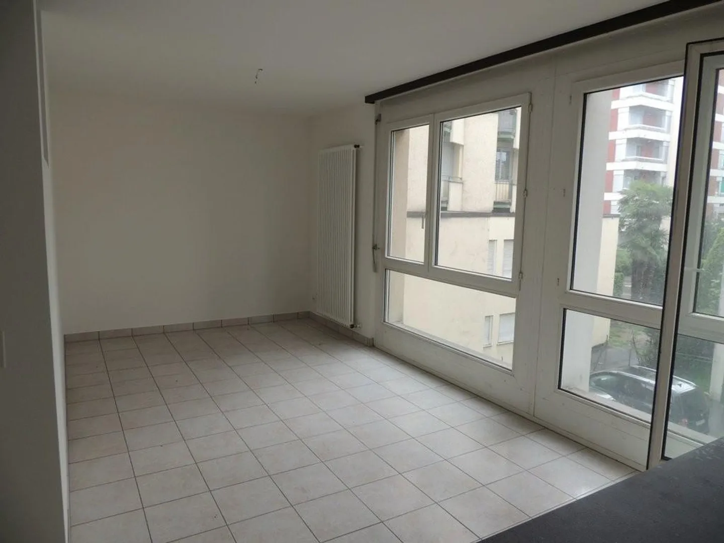 Studio ideally located! - Photo 4 of 5