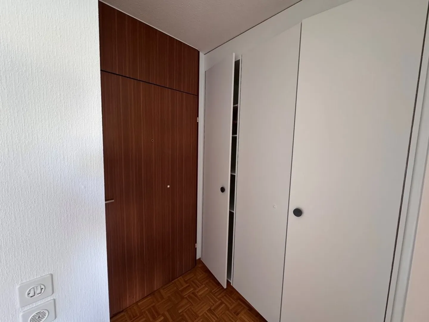 Vicino a tutti i servizi - Quartiere tranquillo - Foto 4 di 6