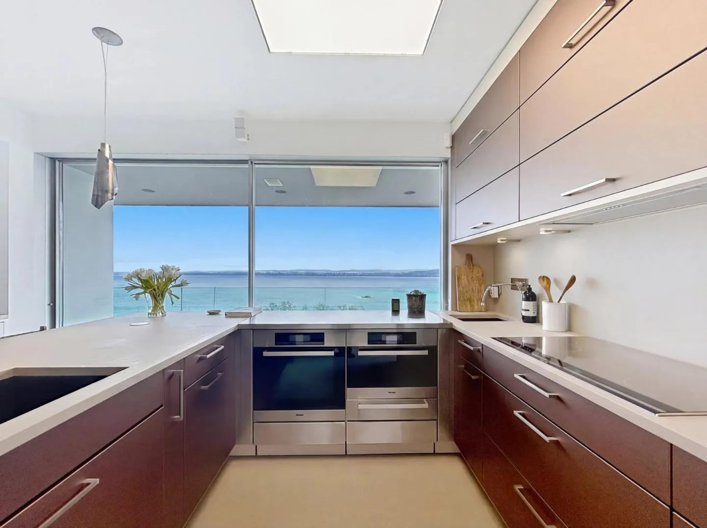 Moderne Villa mit Seeblick - Foto 6 von 10