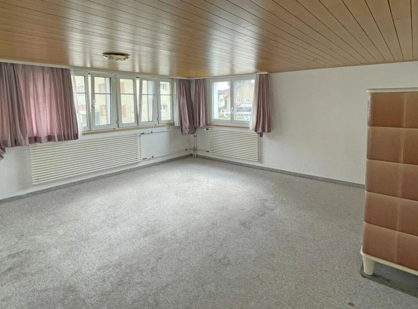 Central Residential/Commercial Building in a Good Location - Photo 14 of 27