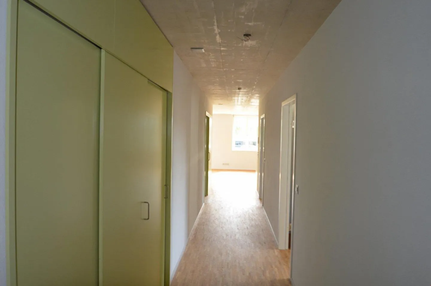 Age-appropriate apartments in the center of Laupen - Photo 6 of 8