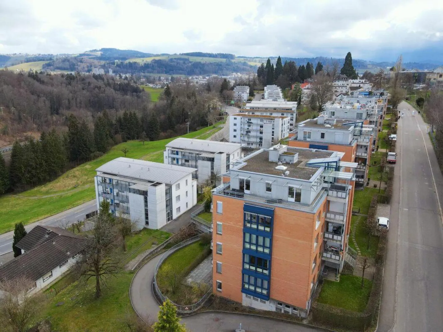 Appartamento moderno e accogliente di 4,5 stanze con vista sul lago - Foto 17 di 20