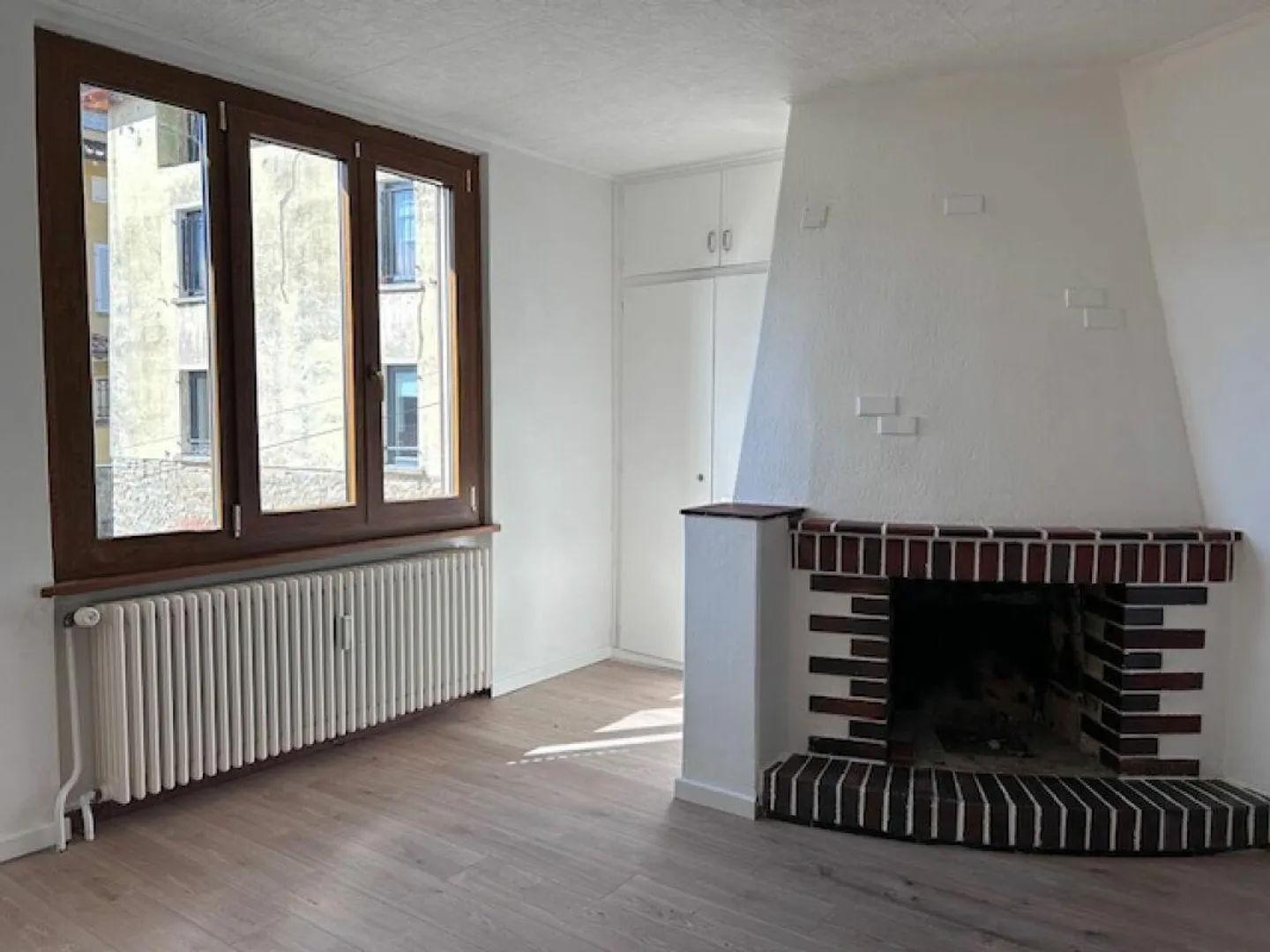 GRANDE MAISON AVEC DEUX APPARTEMENTS - JARDIN ET VUE SPECTACULAIRE - Photo 13 sur 27