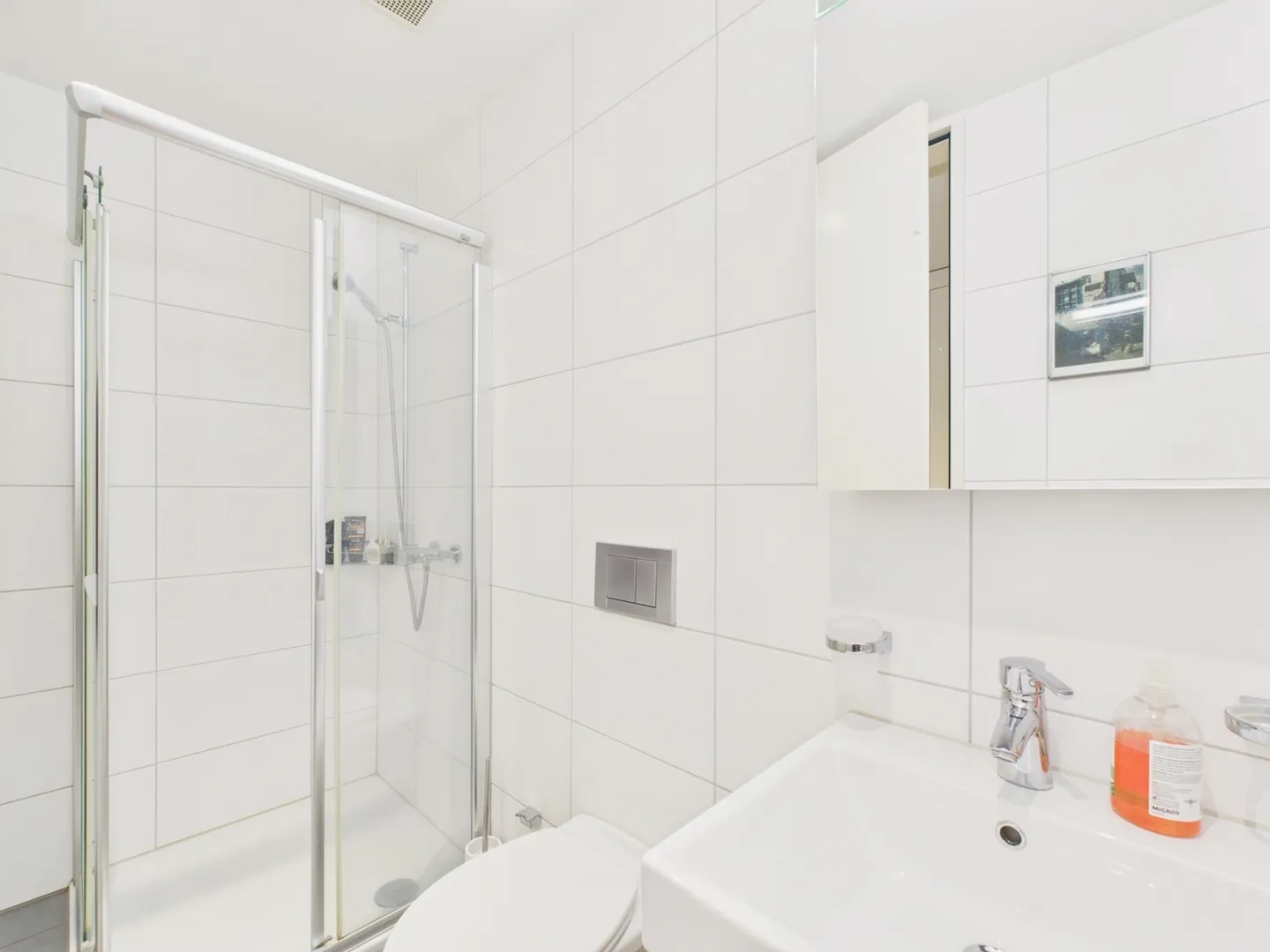 Appartement moderne de 3,5 pièces dans un emplacement central à Zurich - Photo 8 sur 10