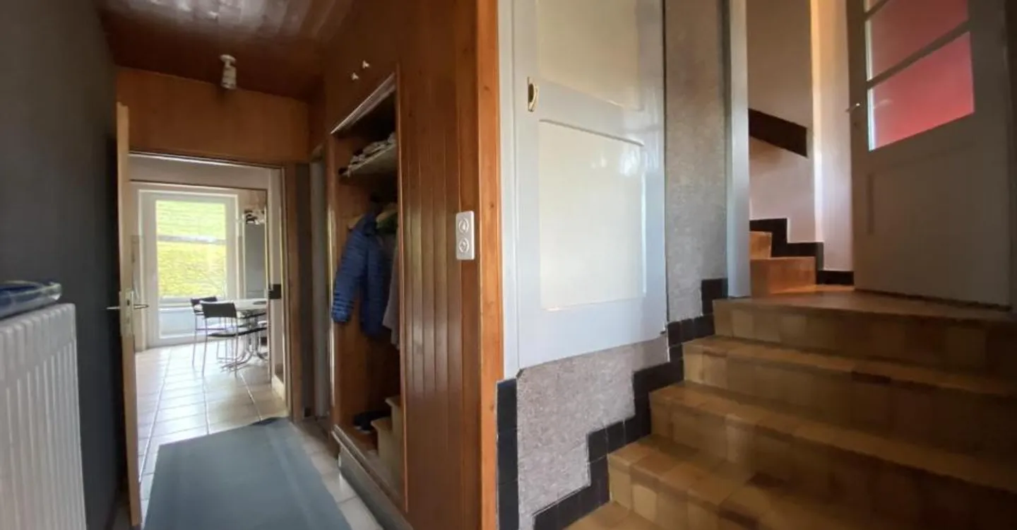 Maison Familiale avec Deux Appartements - Photo 6 sur 13
