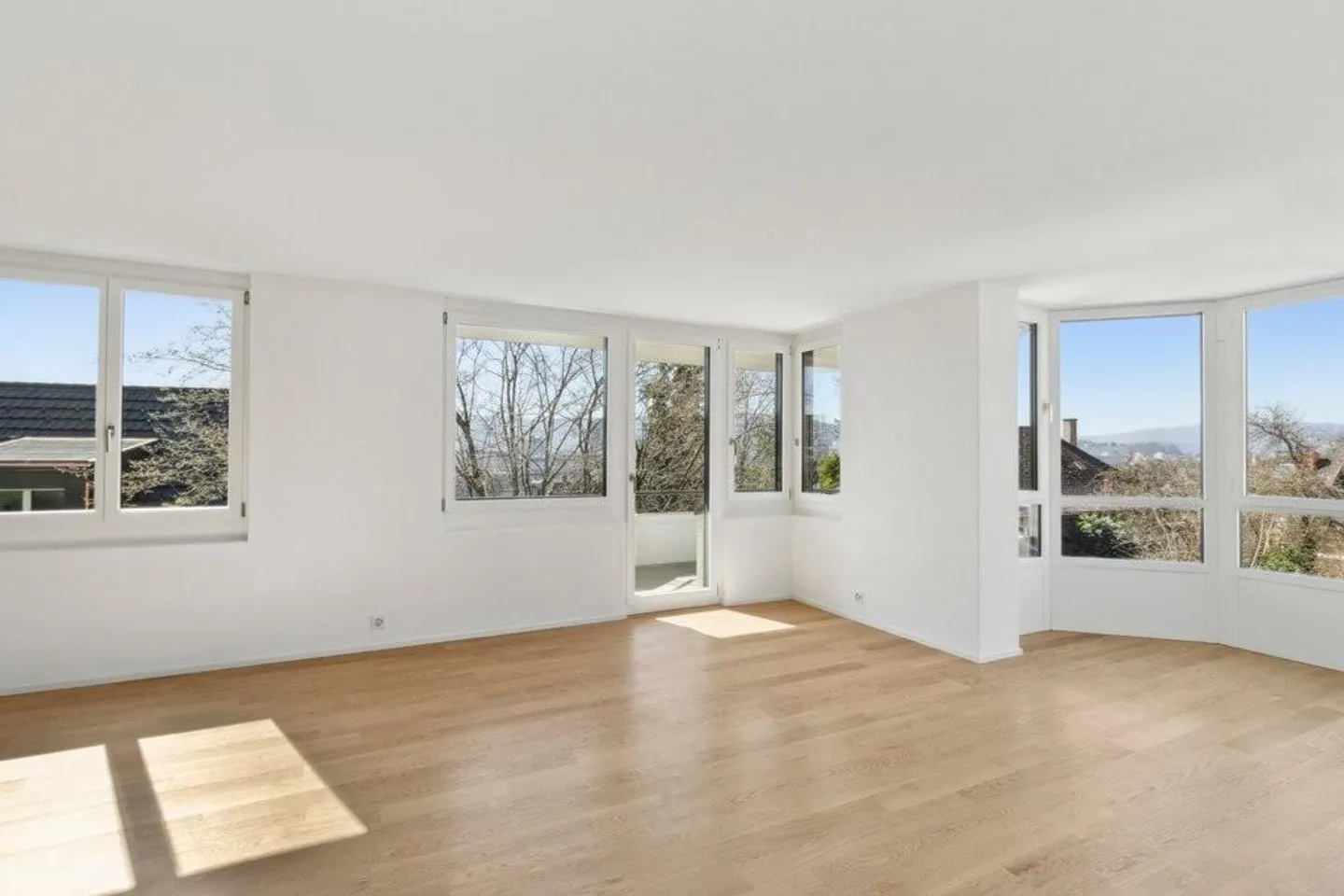 Modernes Apartment mit Balkon - Foto 5 von 8