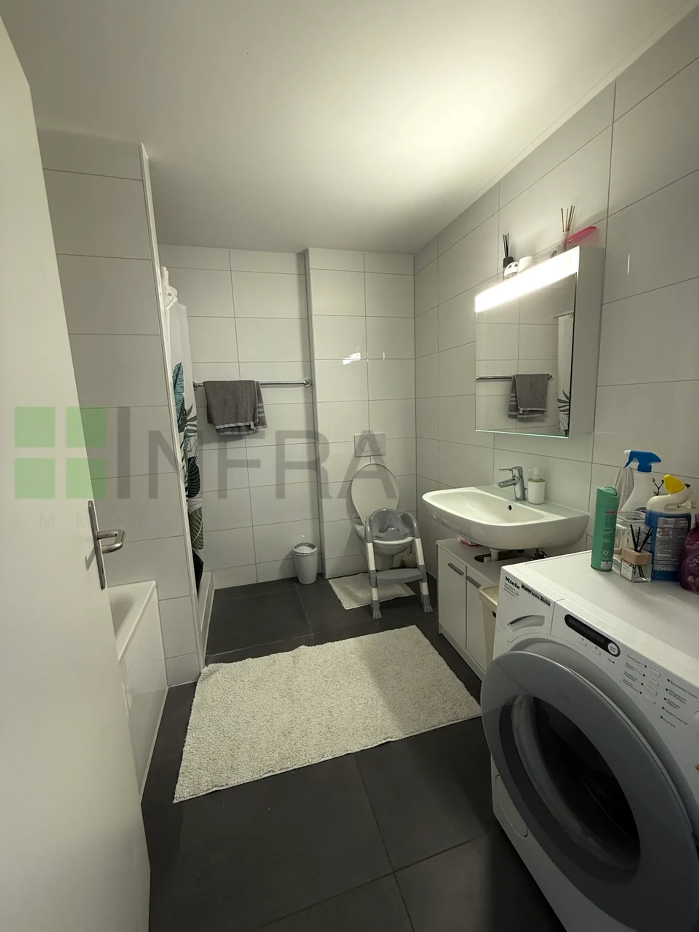 Wohnung von 95 m2 im 1. Stock - Foto 4 von 13