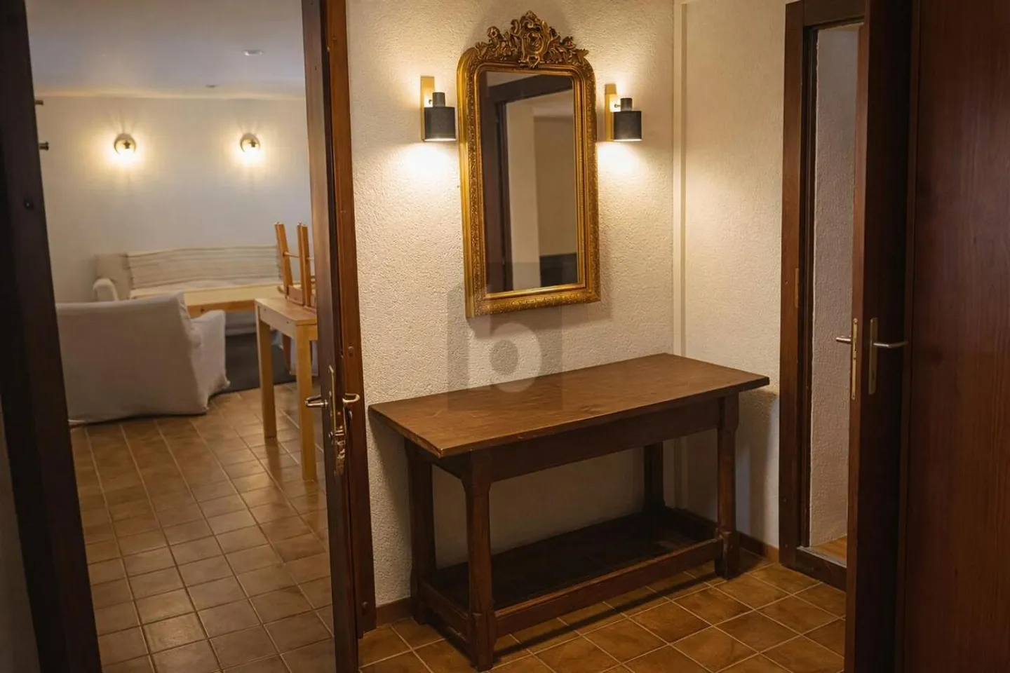 Appartement Charmant avec Jardin - Photo 2 sur 6