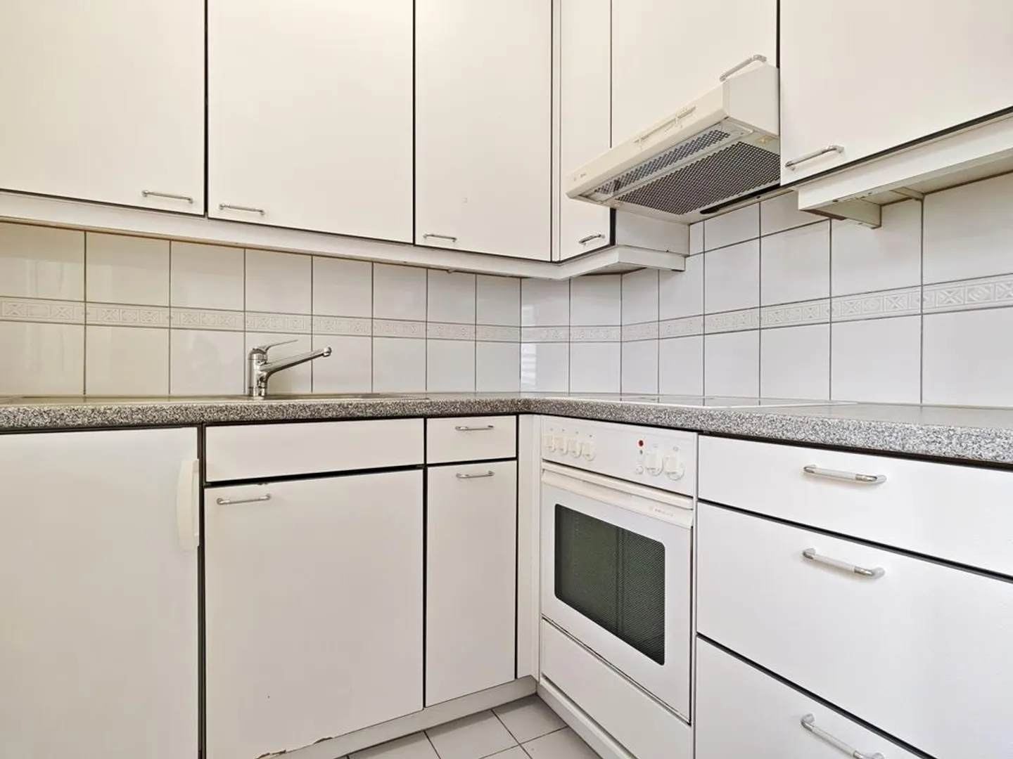 Apartment in the Heart of Basel - Photo 2 of 6