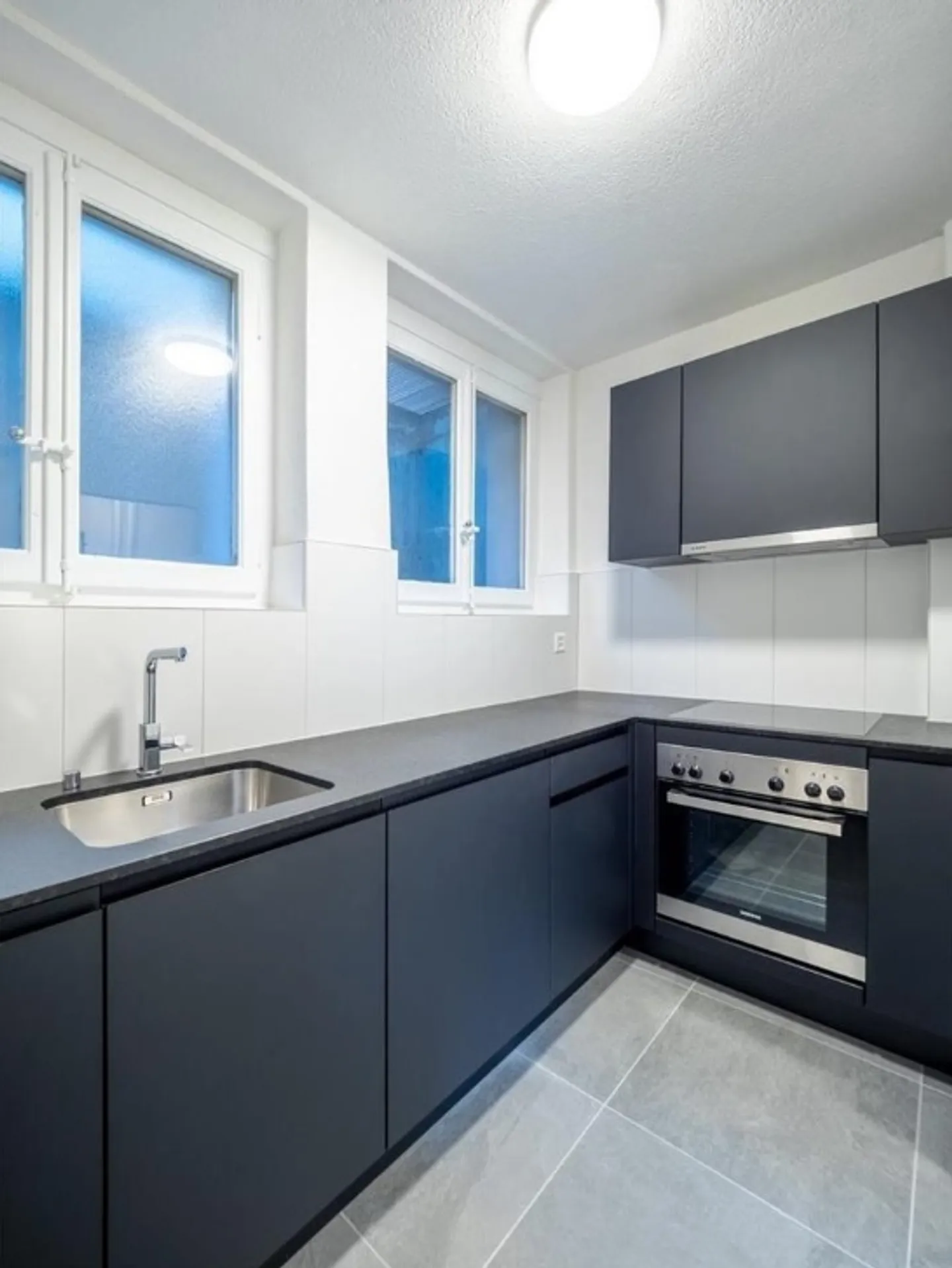 Apartment for rent - Photo 2 of 6