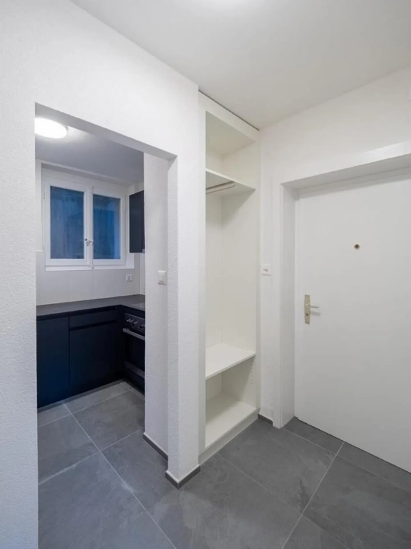 Apartment for rent - Photo 5 of 6