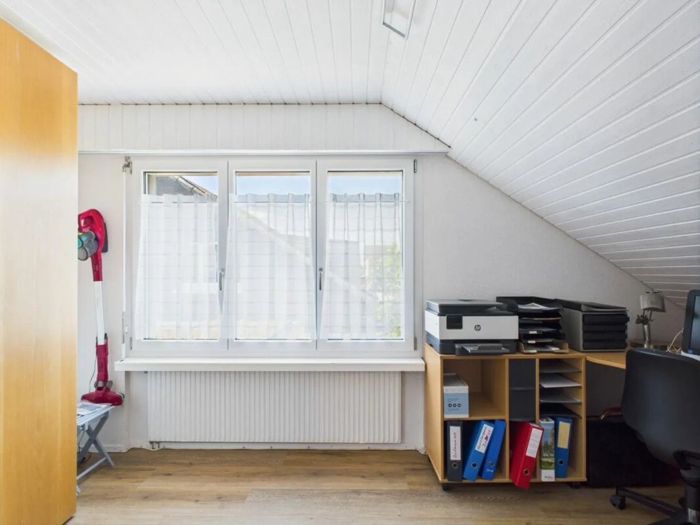 Dream Home in Eschenz with Plenty of Space in a Perfect Location - Photo 14 of 17