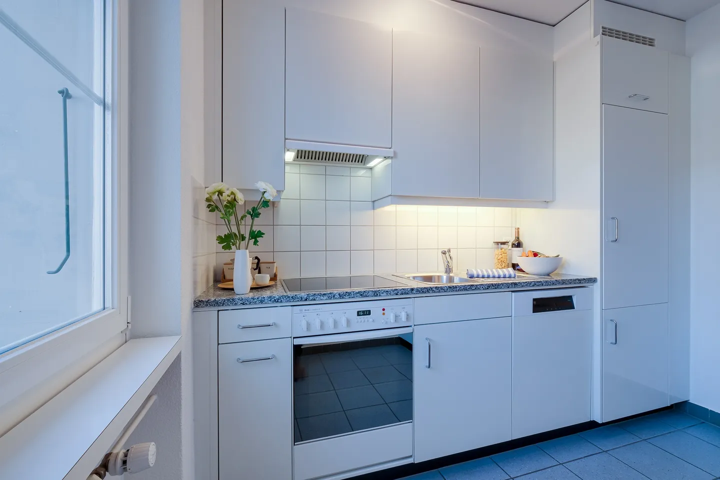 Affaire dans un emplacement central... - Photo 2 sur 6