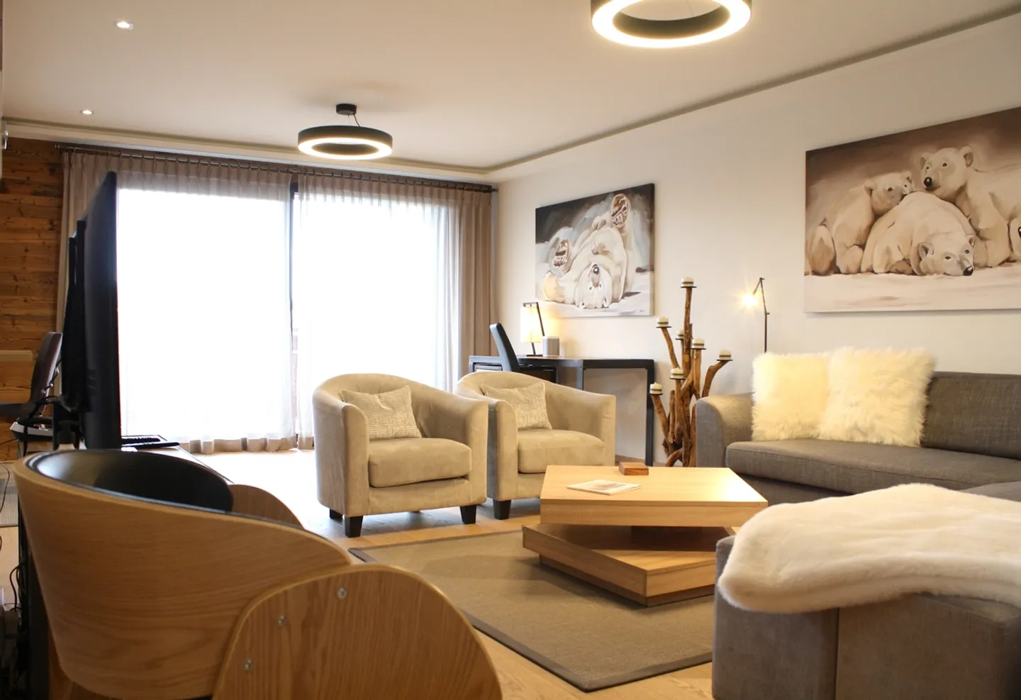 Apartment for rent - Photo 1 of 26