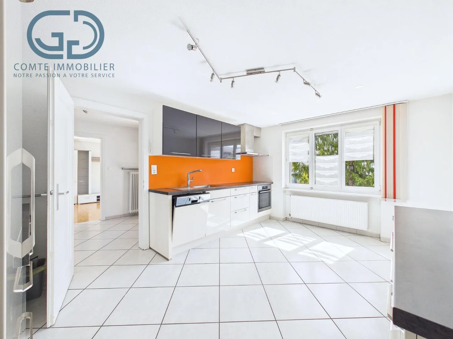 Casa e laboratorio di orologeria a Vicques - Foto 3 di 12