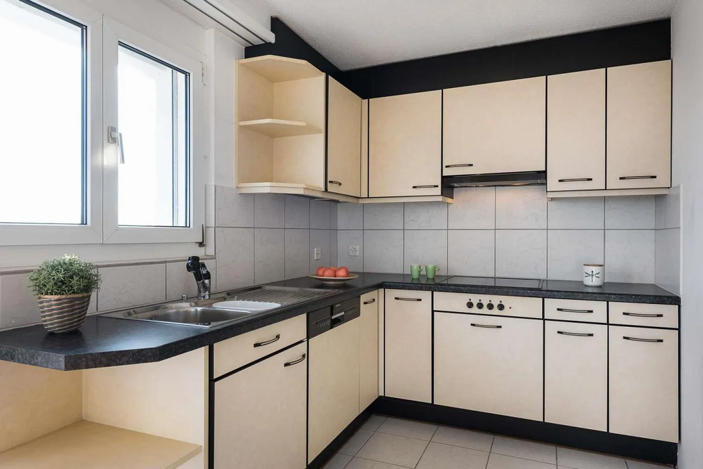 Mehrfamilienhaus mit Gewerbeanteil im Zentrum von Romanshorn - Photo 5 sur 10