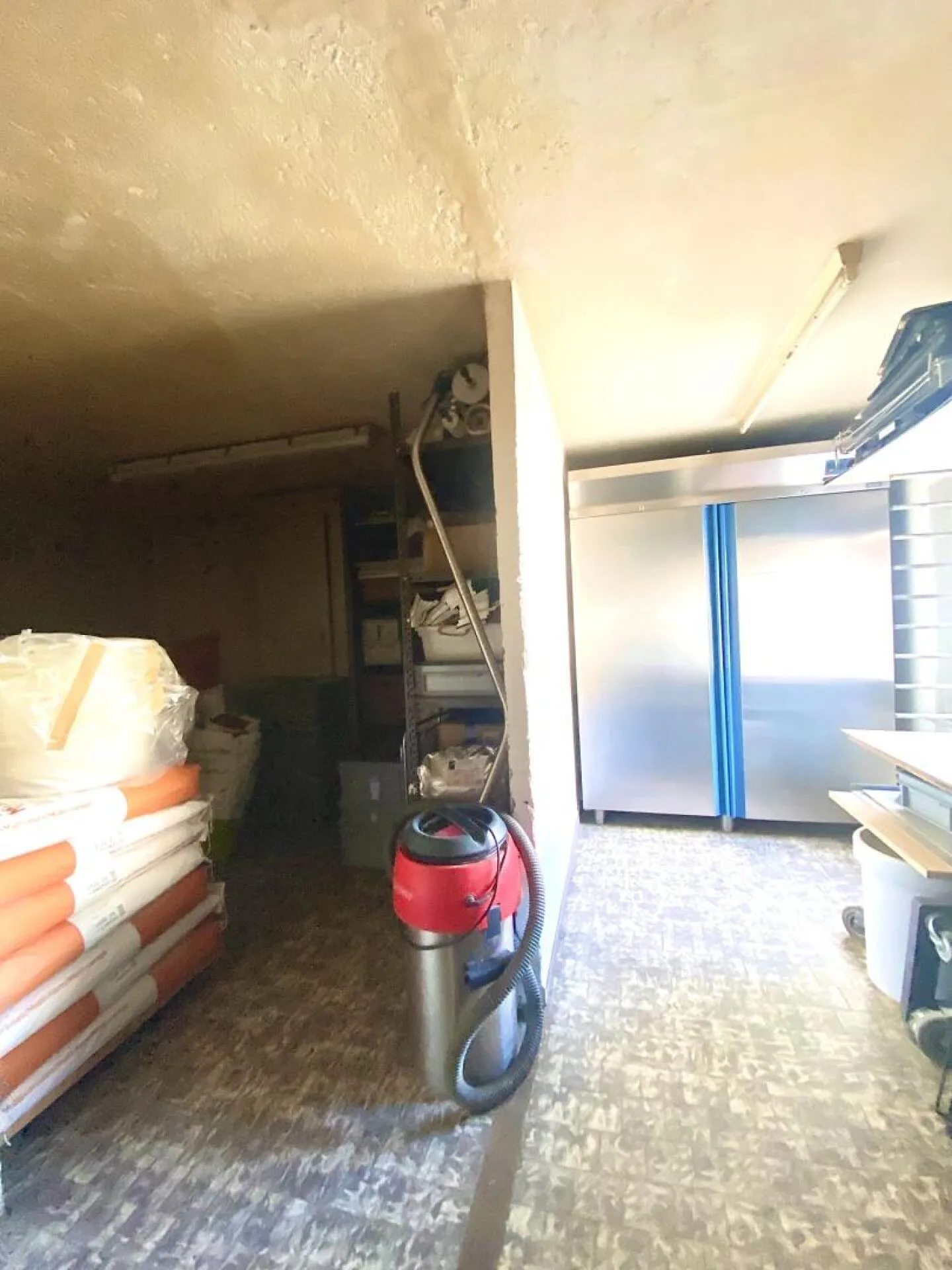 Boulangerie 4 pièces 70 m2 à Basse-Nendaz - Foto 3 di 9