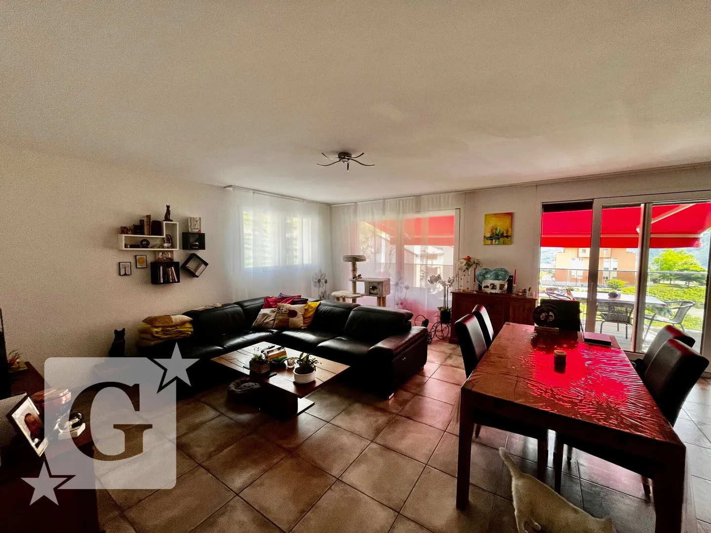 Apartment with 4.5 rooms in Chamoson facing south - Photo 9 of 10