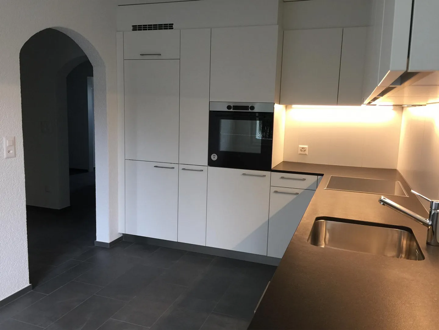 Geräumige Maisonette-Wohnung - Foto 2 von 14