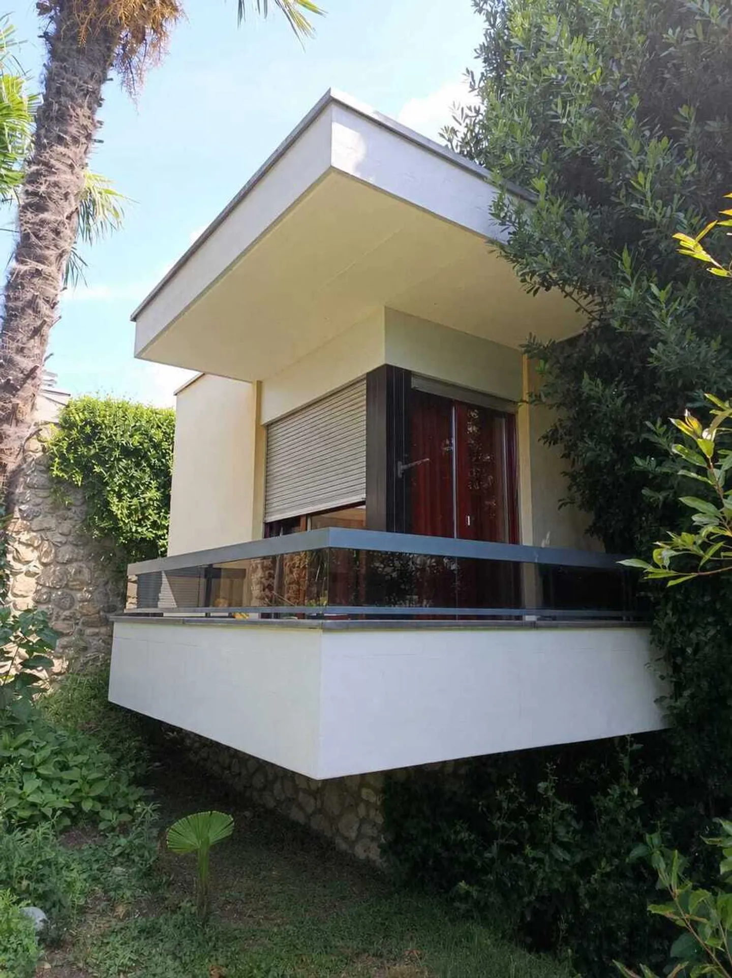 Villa Charmante con Grande Giardino - Foto 10 di 13