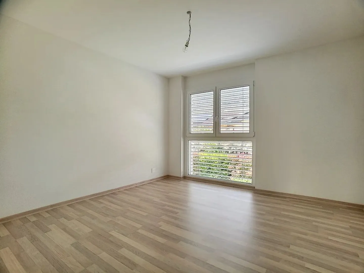 Modernes 3.5-Zimmer-Apartment - Foto 6 von 8