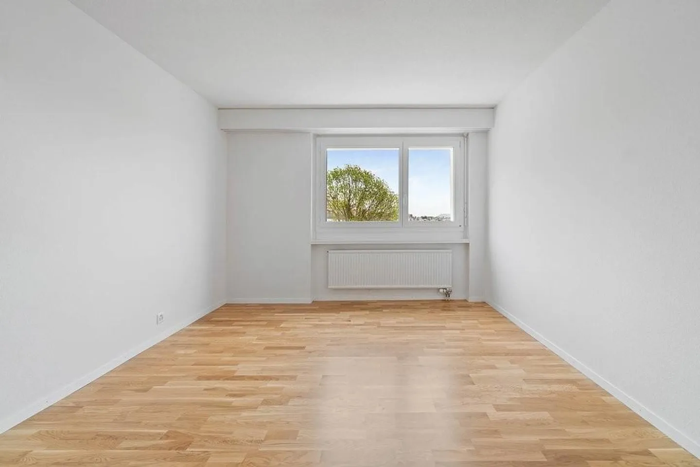 Genießen Sie die Aussicht auf den See von Ihrer Unterkunft - Foto 7 von 10