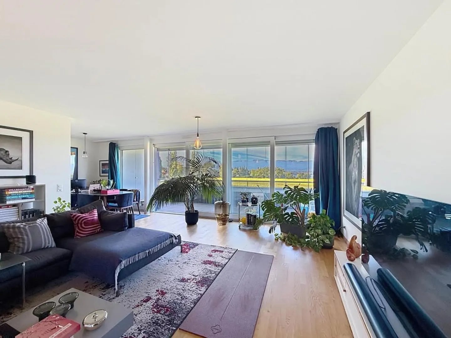 Appartement 5 pièces - Photo 2 sur 10