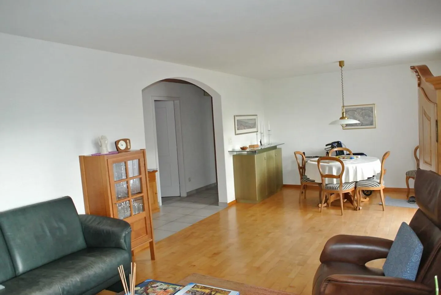 Vivre ensemble - vivre séparément : maison de deux familles à louer - Photo 2 sur 13