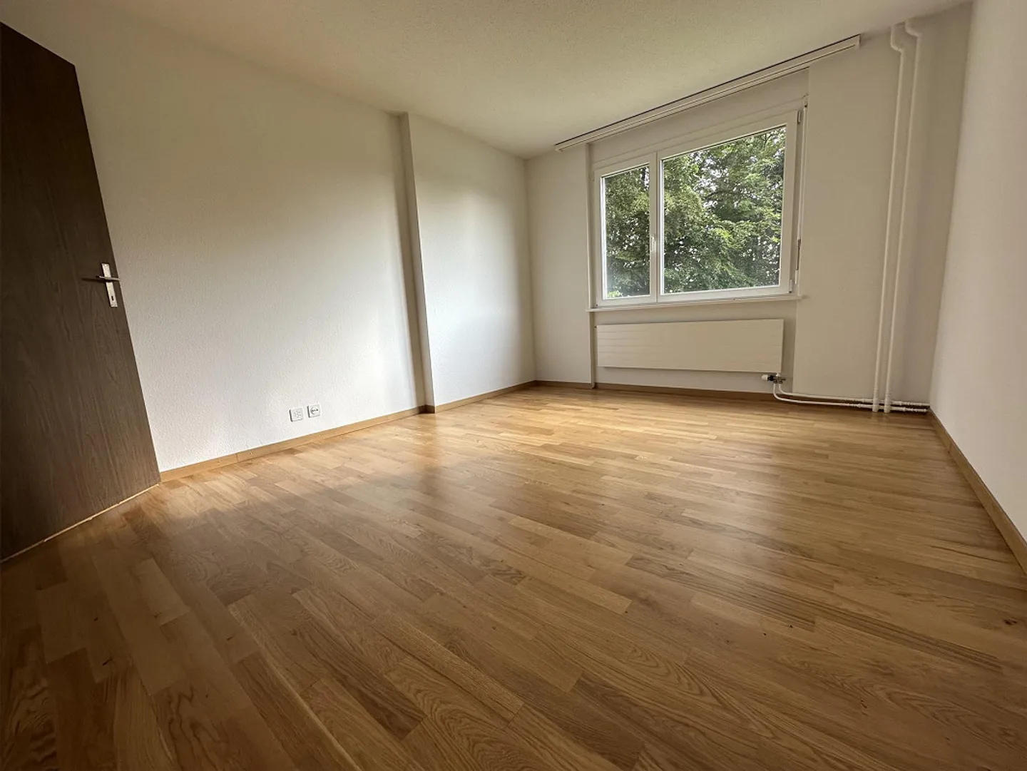 Appartement 2.0 pièces avec belle vue - Photo 8 sur 10