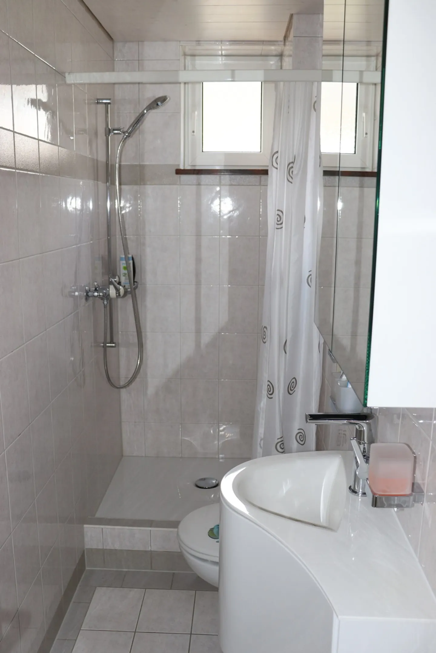 Maison Familiale Charmante - Photo 15 sur 24