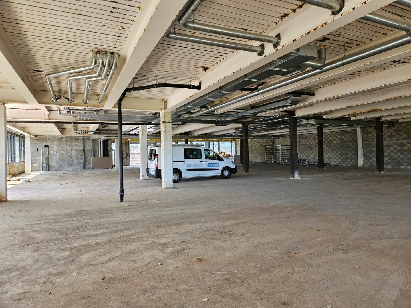 Industrial or artisanal space under construction in Bevaix - Photo 4 of 5