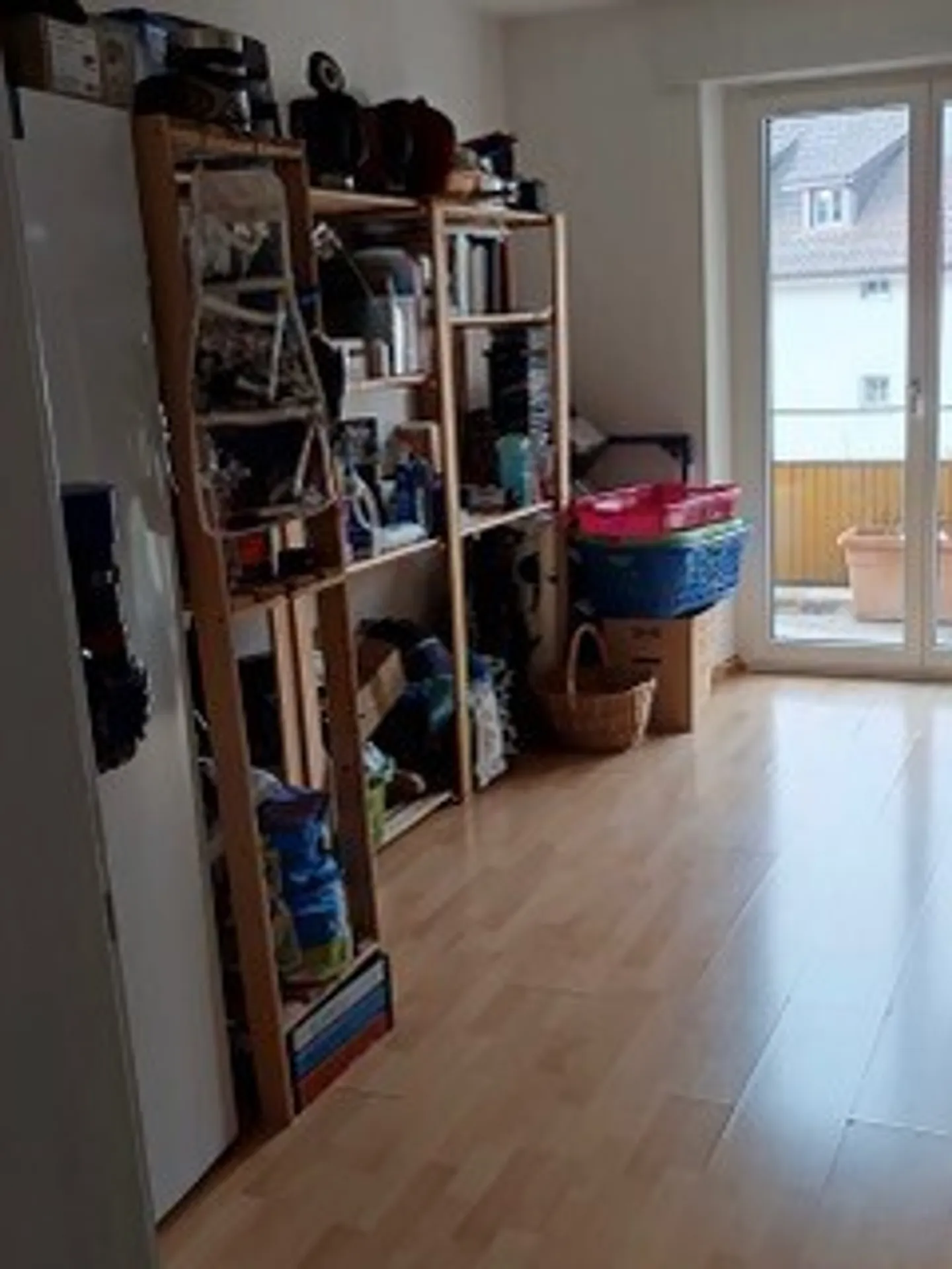 Zentrale 4-Zimmer-Wohnung mit Atelier - Foto 3 von 7