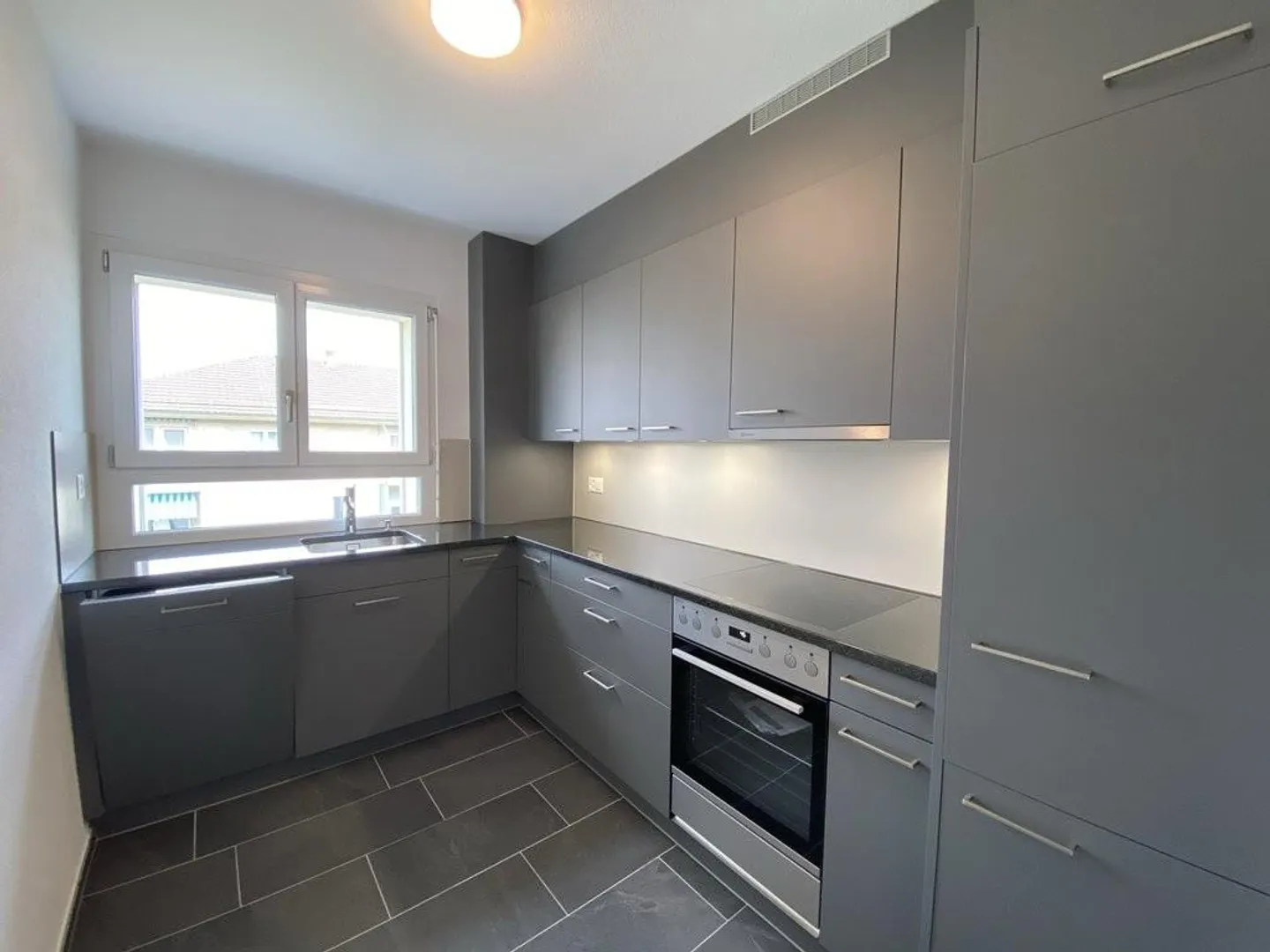 moderne Wohnung an ruhiger Lage - Foto 3 von 9