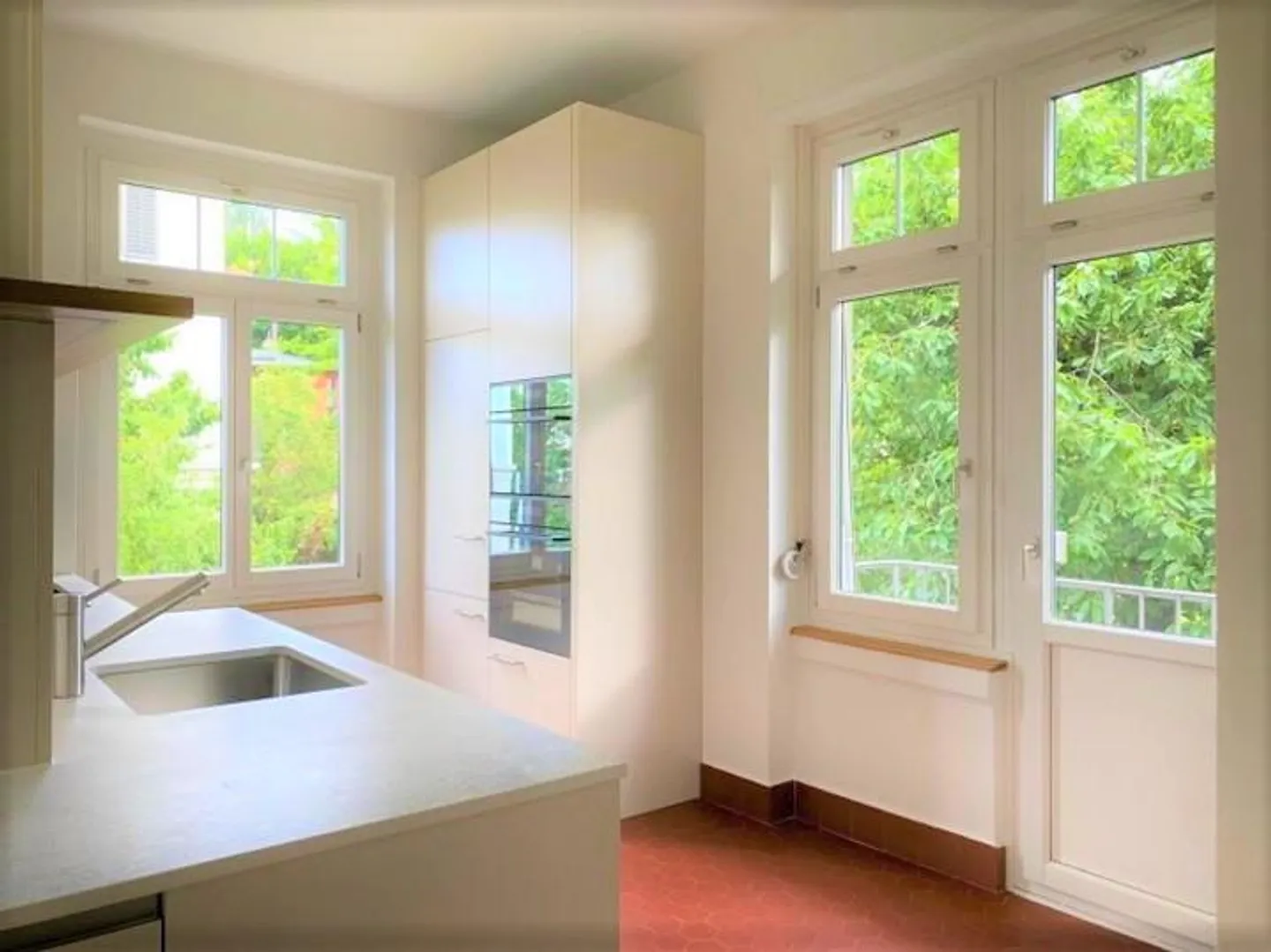 Vivre avec charme : l'Art nouveau rencontre le confort moderne - Photo 5 sur 12