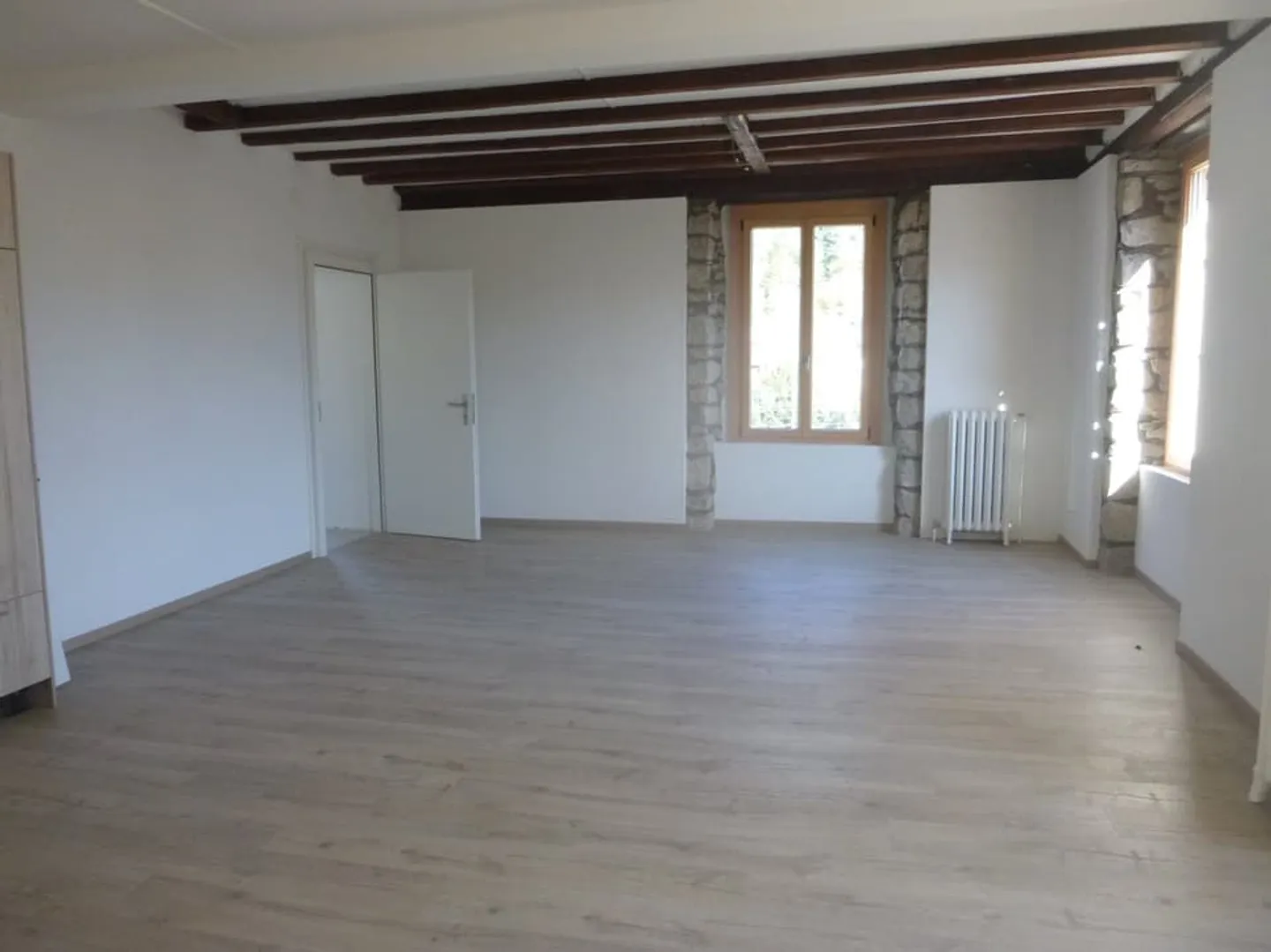 Appartamento di 2 stanze a Fleurier - Foto 2 di 4