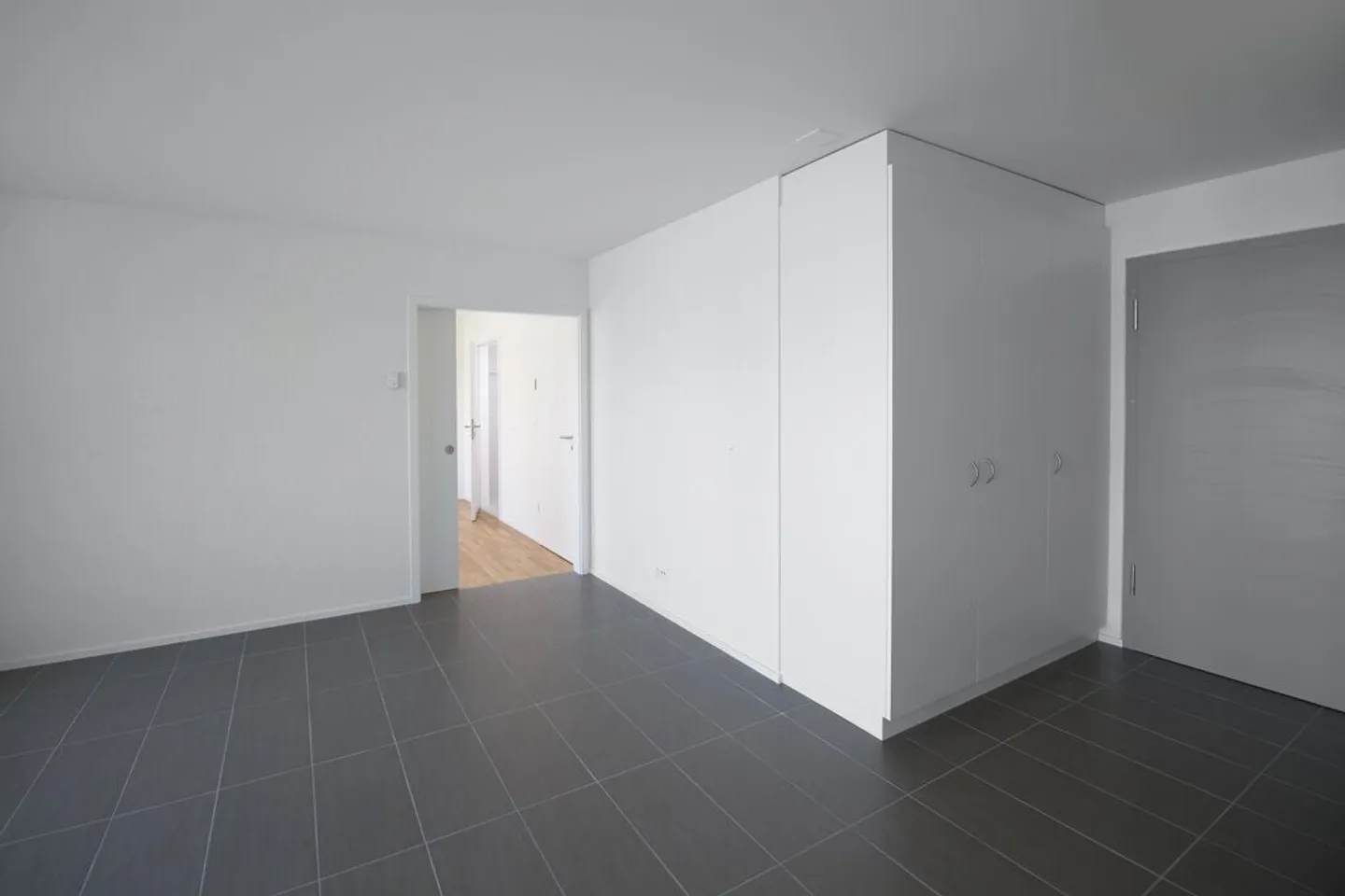 Beautiful 2.5-room apartment - Photo 3 of 6