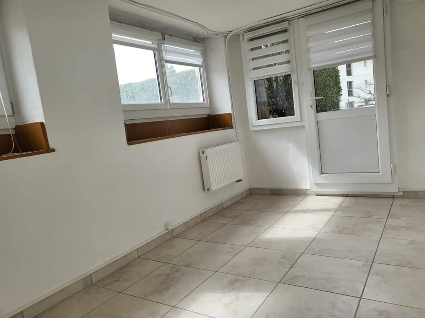 Bex: Helle und Ruhige Gewerbefläche zur Miete im Herzen von Bex - Foto 5 von 7