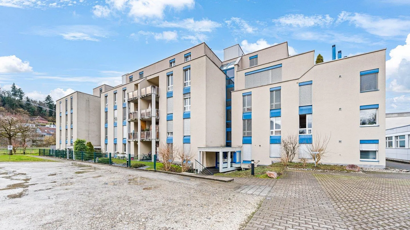 AgentSelly - Cozy Apartment with Light and Style - Photo 7 of 10