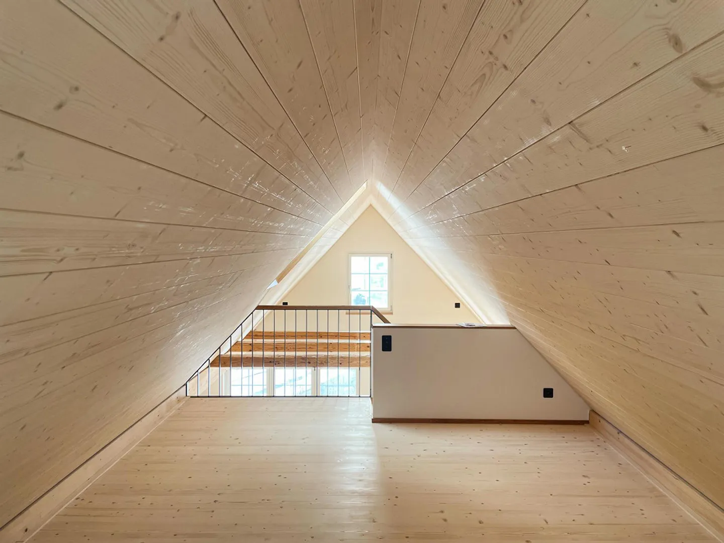 Maisonette Apartment - Photo 5 of 10