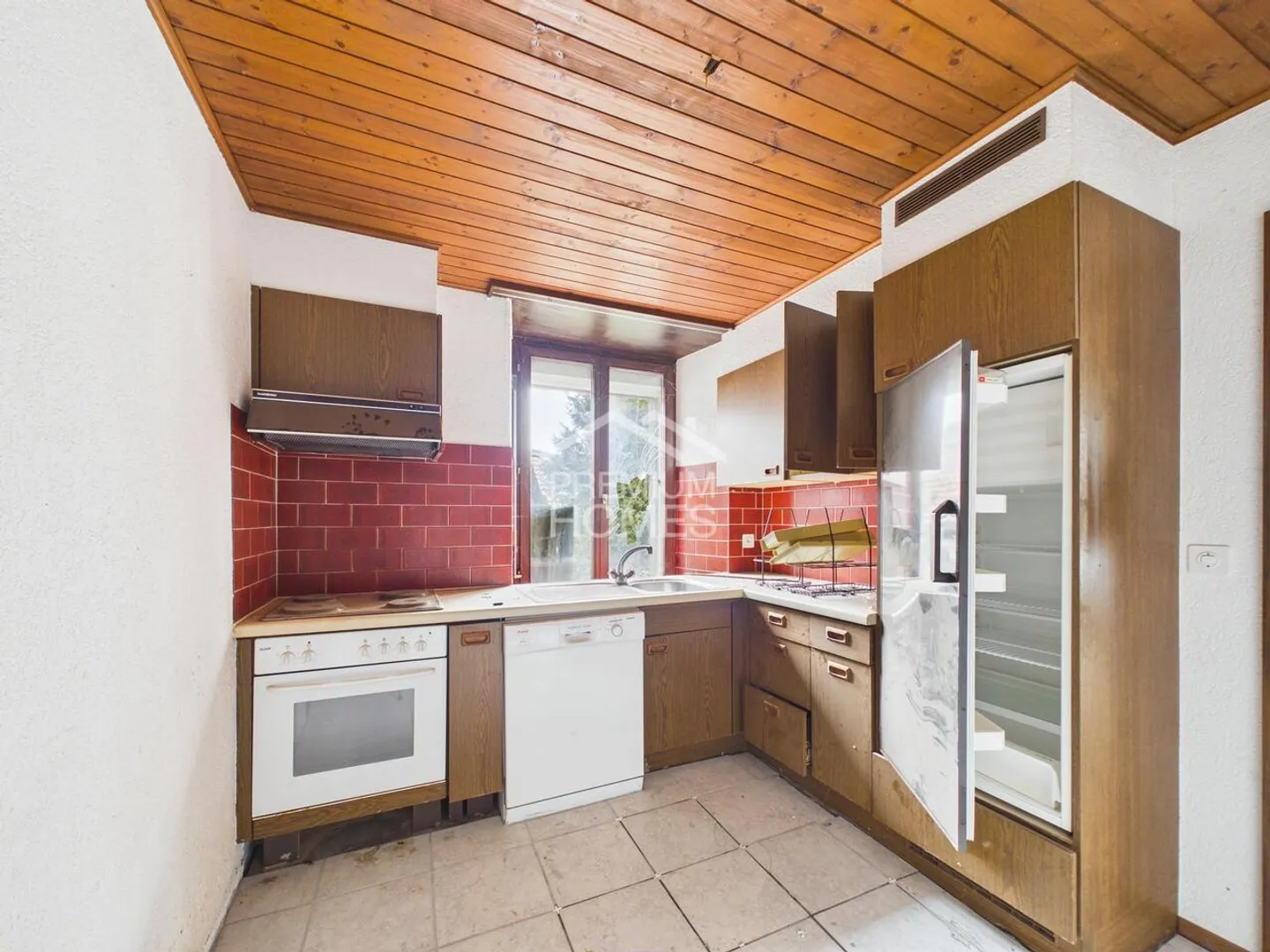 Maison Multi-Familiale avec Potentiel - Photo 9 sur 13