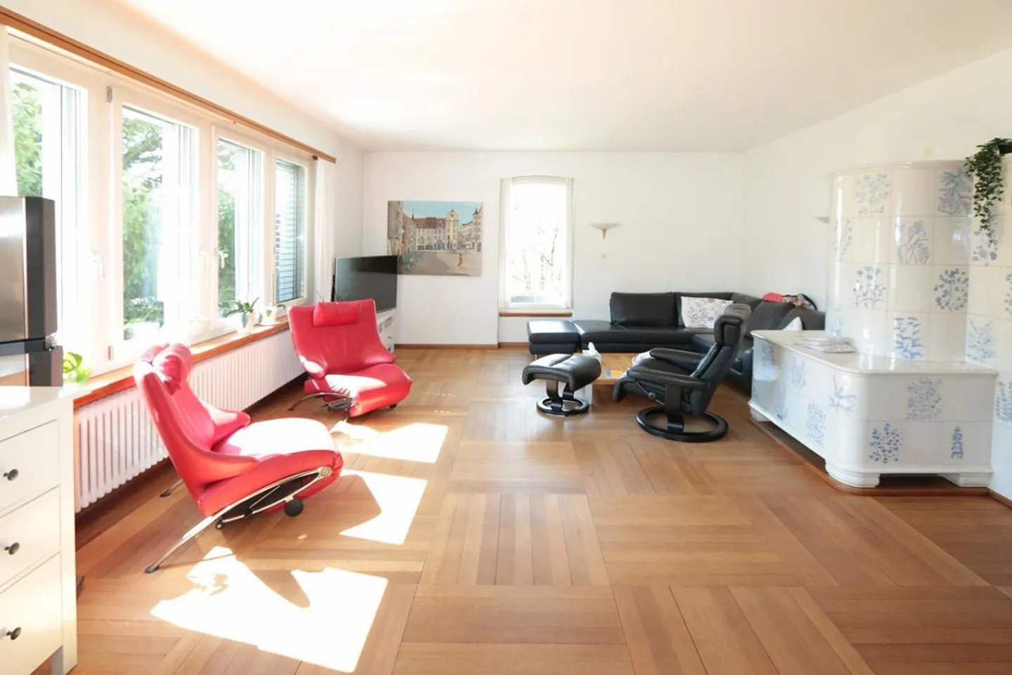 Villa maestosa e ben curata sulla pendenza soleggiata di Flurlingen - Foto 4 di 30