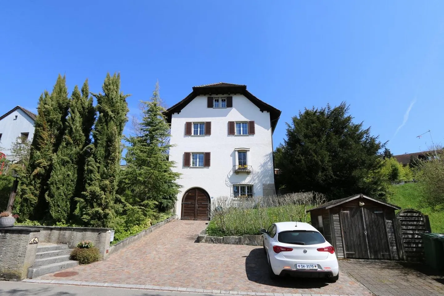Villa maestosa e ben curata sulla pendenza soleggiata di Flurlingen - Foto 25 di 30