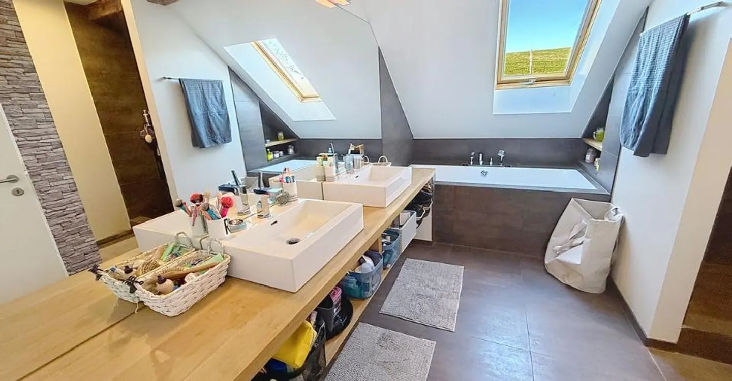 A 10 minuti da Épalinges - Eleganza rurale e arte di vivere trasformata in 3 case - Foto 10 di 10