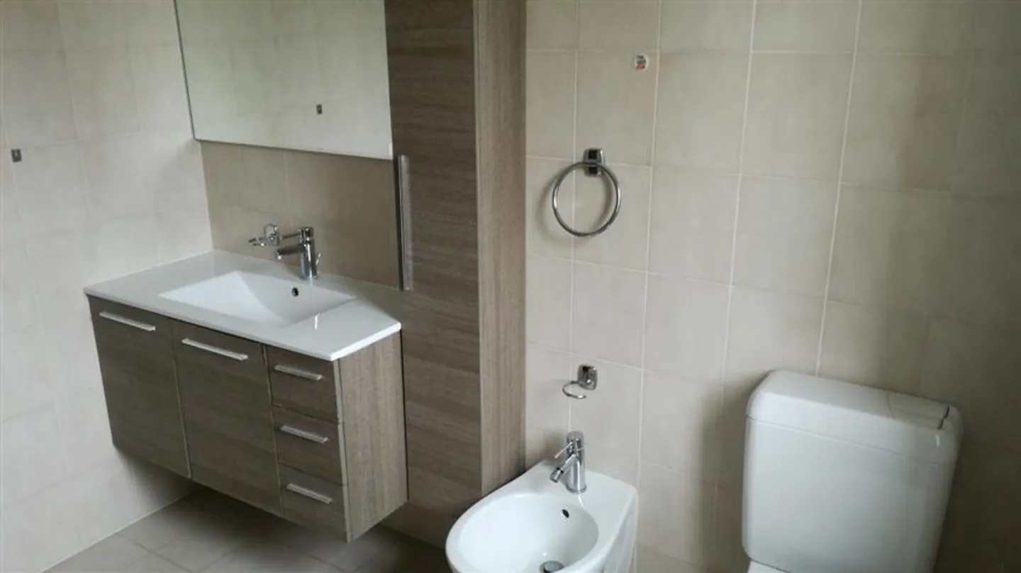 «4.5 Zimmer Wohnung» - Foto 2 di 5