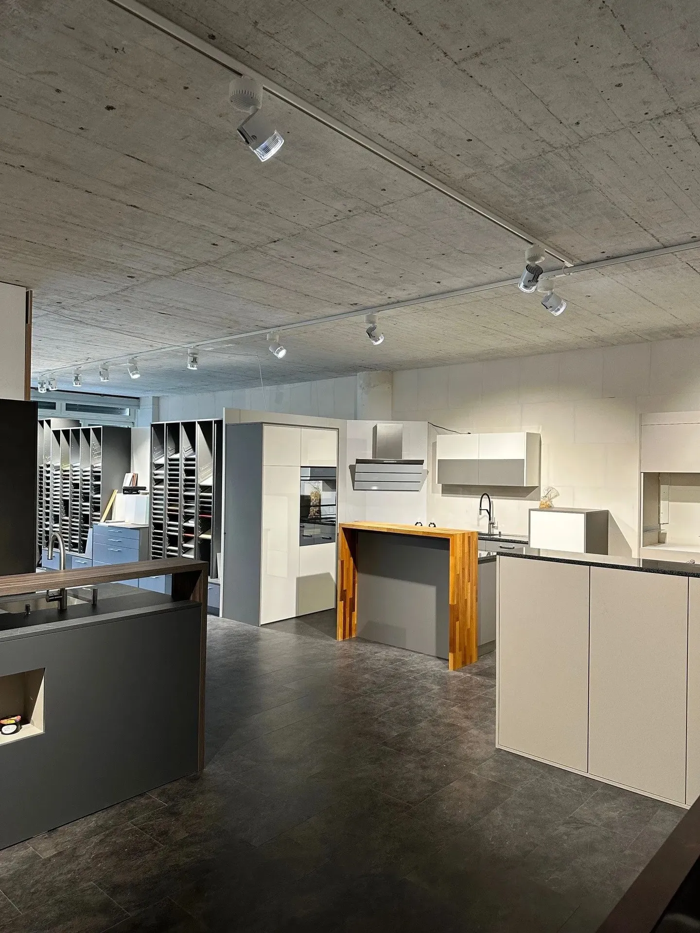 Commercial for rent, Räffelstrasse 11, in Zürich, Switzerland - Photo 11 of 12