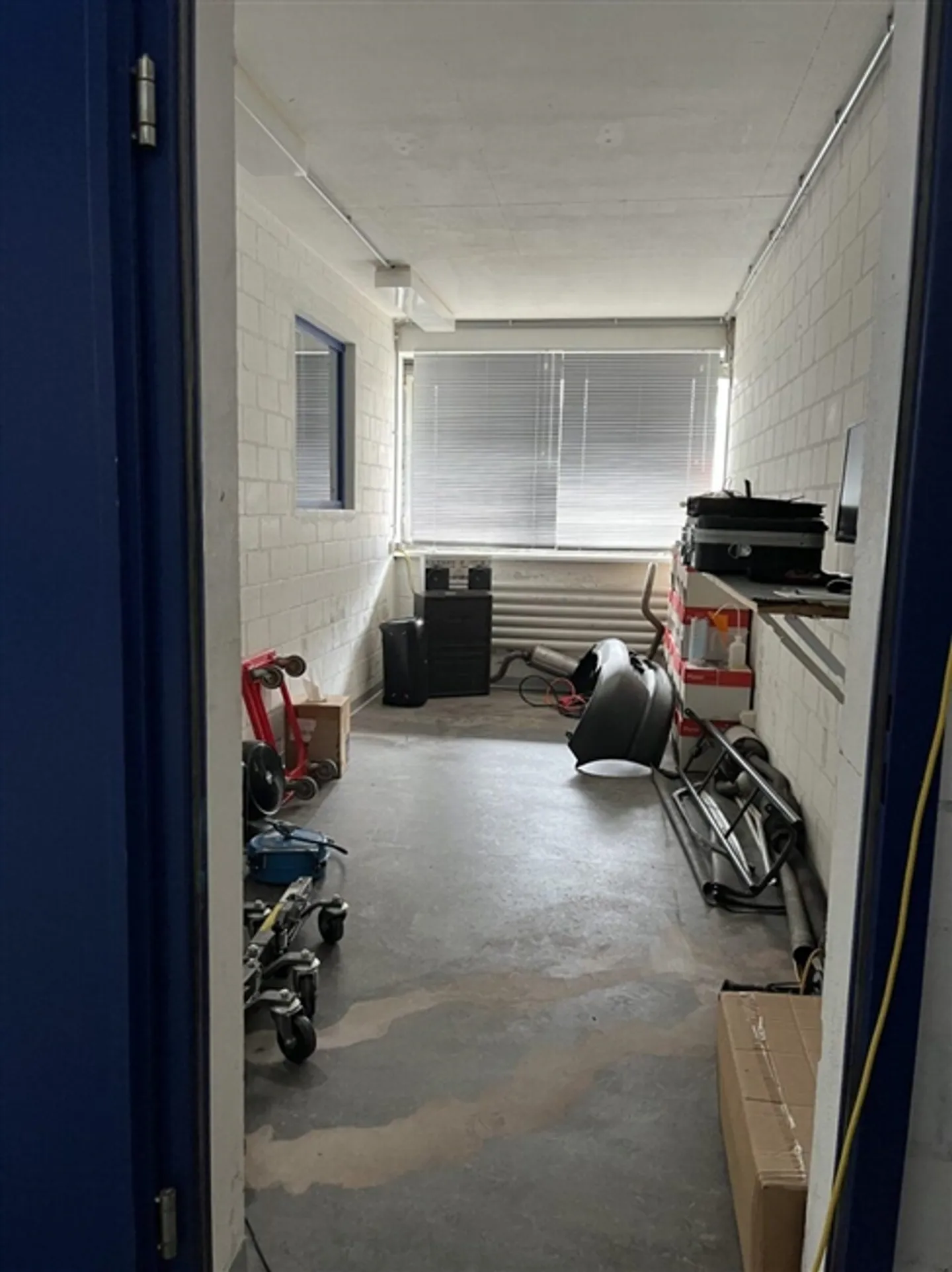 Grosszügige Gewerbehalle zu vermieten - Foto 1 von 8