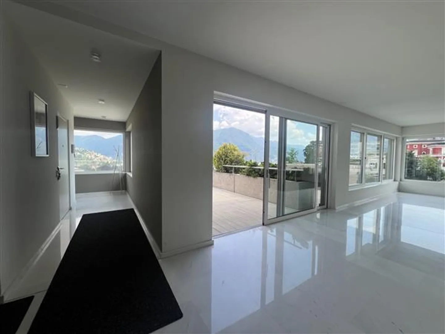 Lugano : Attique 4.5 pièces - Photo 2 sur 13