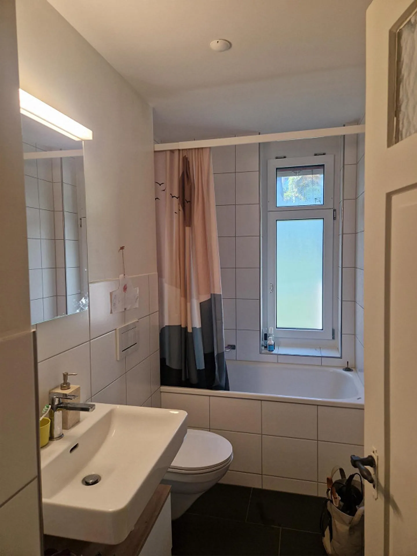 Charmante Altbauwohnung mit Balkon - Foto 5 von 6