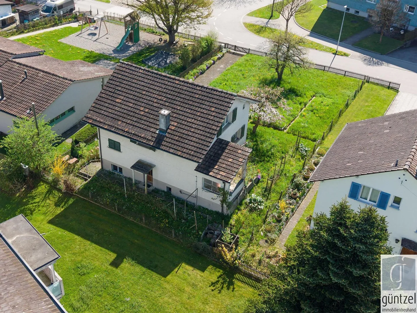 Entwicklungsmöglichkeit in Familiengebiet - Foto 5 von 10